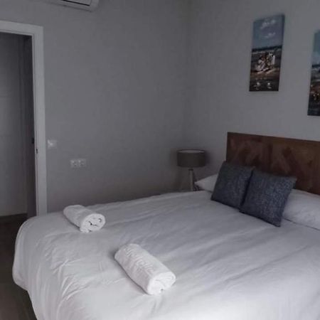 Apartamento Guesting Hospital Cádiz Exterior foto